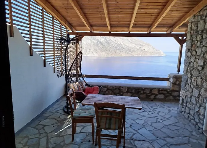 Lazy Goat - At Kastelli,